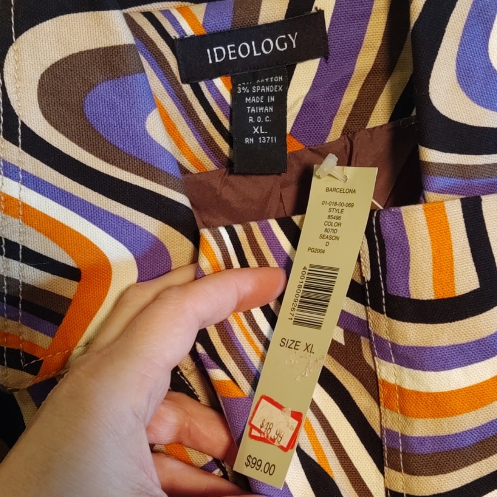 NWT Spectacular statement jacket! - Picture 3 of 8
